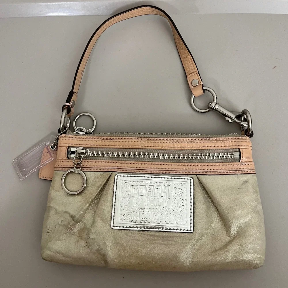 Coach Poppy Small Wristlet Bag W Tag Charm Champagne Gold Y2K READ